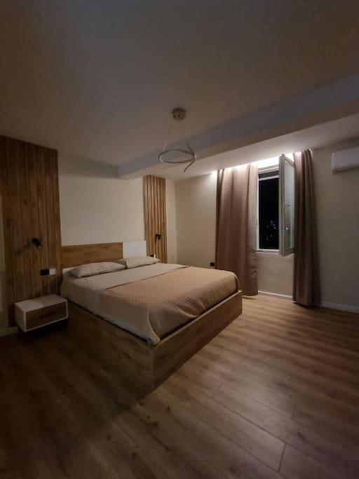 Peace And Love Luxury Apartment In Center, New Bazaar 2 Tirana Exterior foto