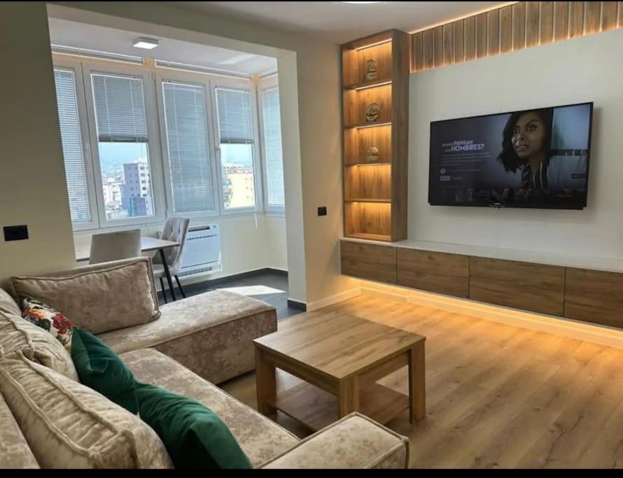 Peace And Love Luxury Apartment In Center, New Bazaar 2 Tirana Exterior foto